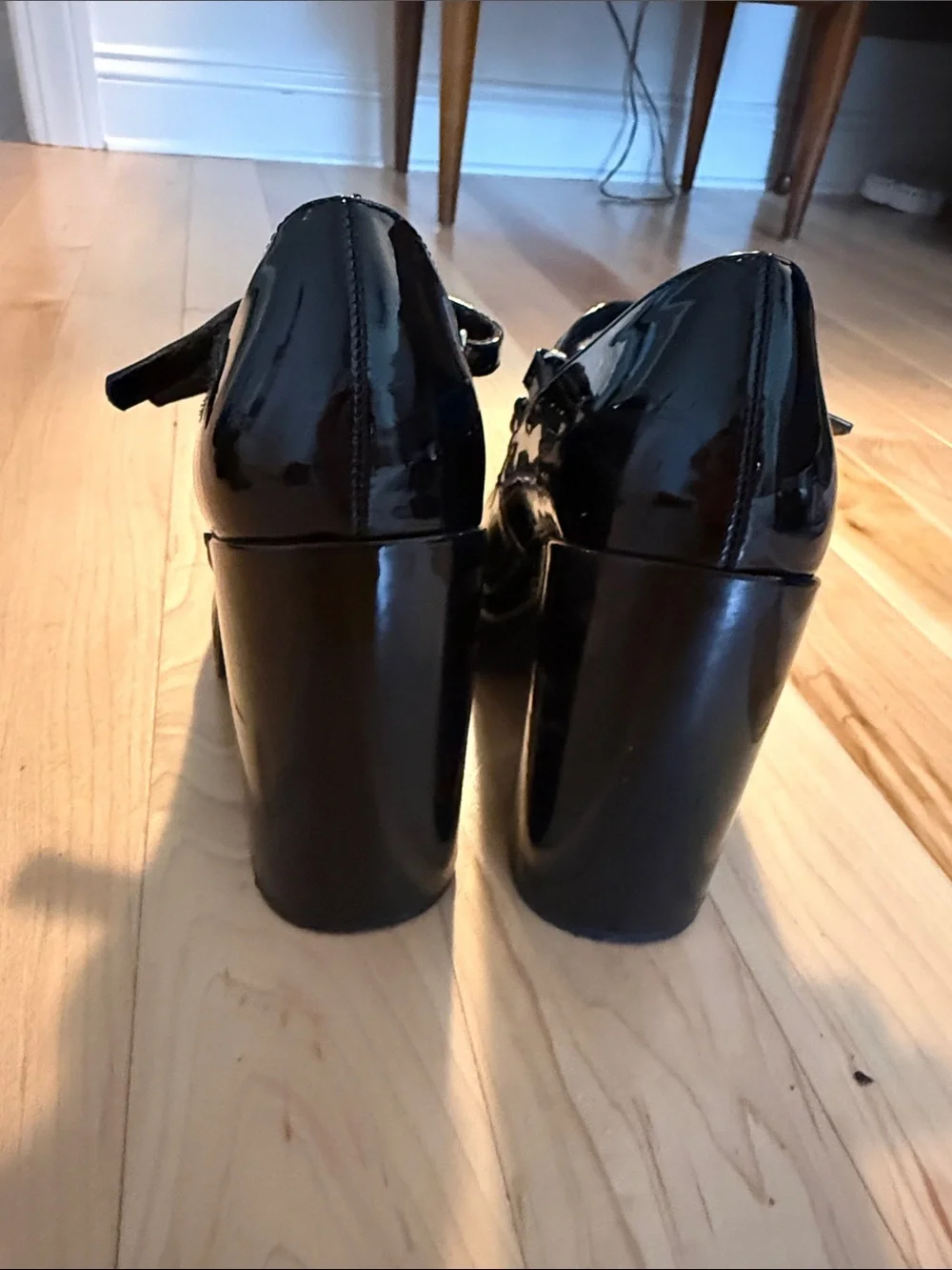 Steve Madden glossy black